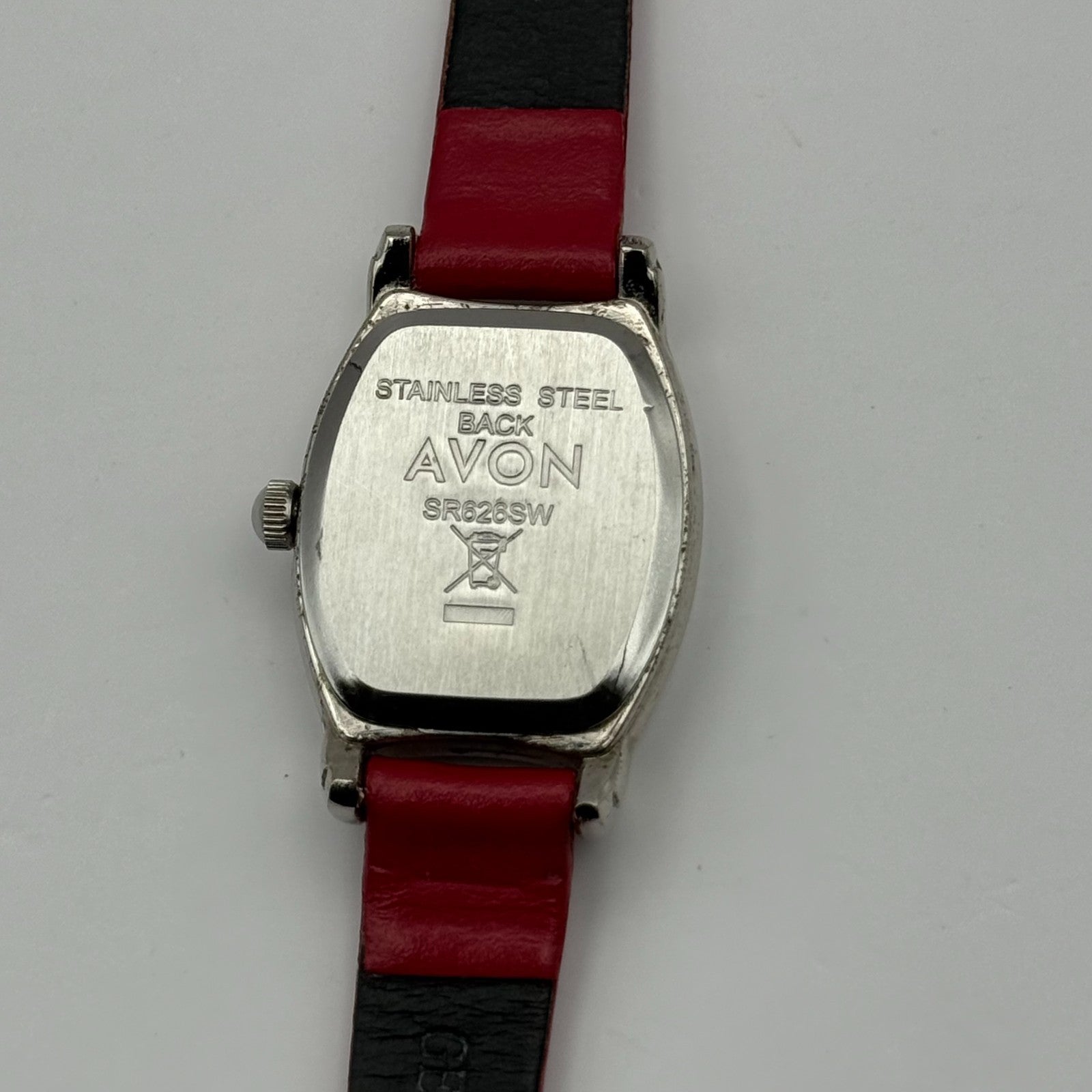 Avon Ladies Quartz Watch Mother of Pearl Dial Red Leather Strap Working 20mm