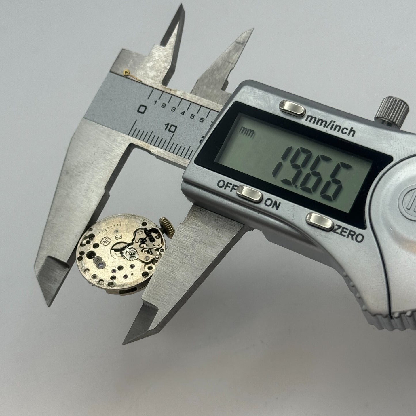 19.6mm Rone 877 FHF 63 Balance Ok Manual Wind Swiss Watch Movement PARTS SPARES