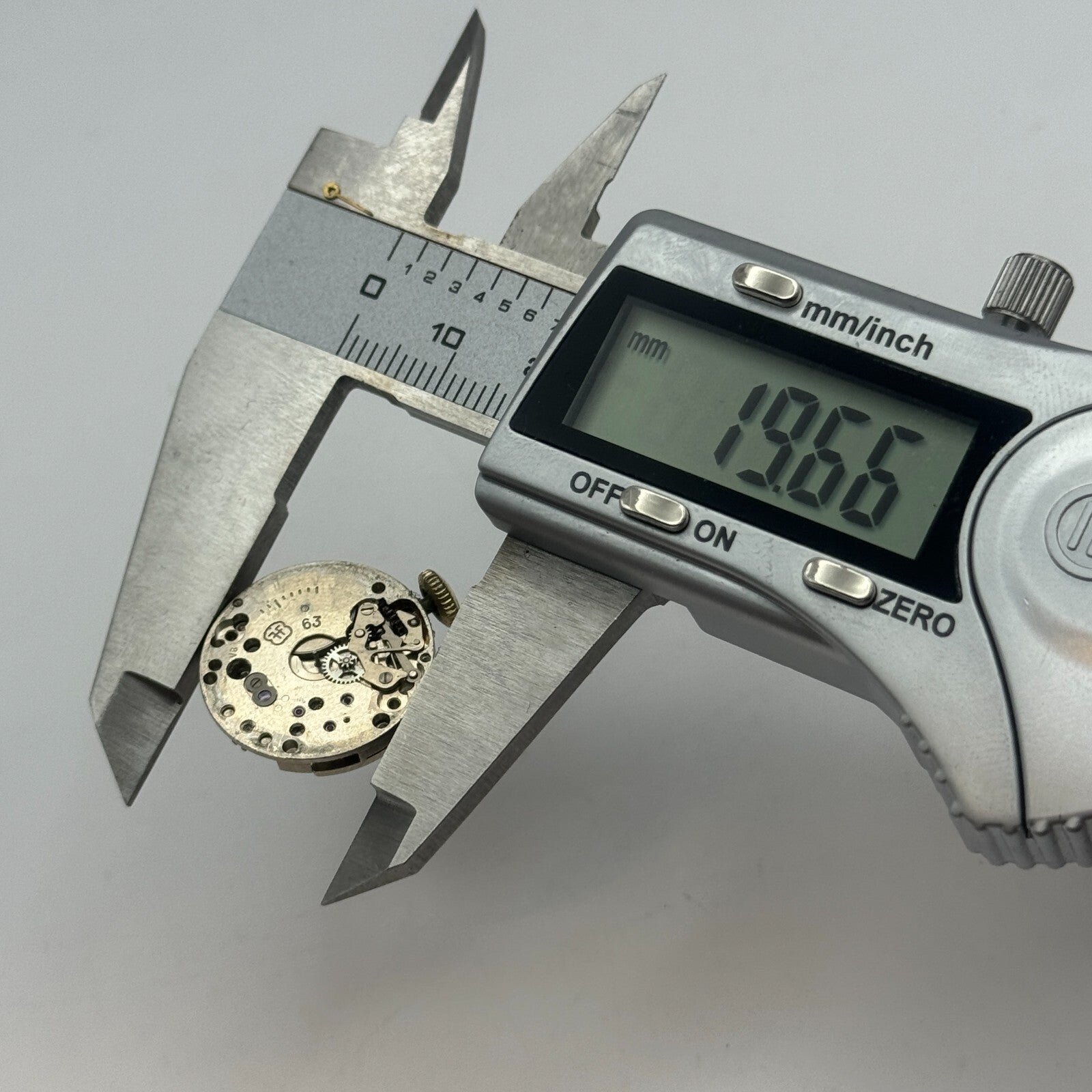 19.6mm Rone 877 FHF 63 Balance Ok Manual Wind Swiss Watch Movement PARTS SPARES