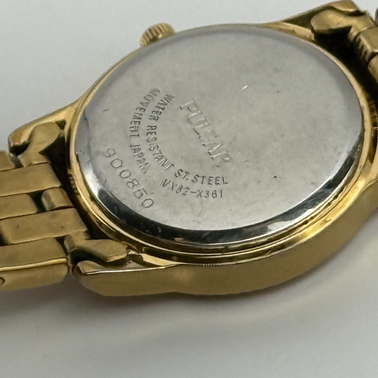 Pulsar Ladies Quartz Watch Crystal Markers Date Gold Tone Bracelet Working 25mm