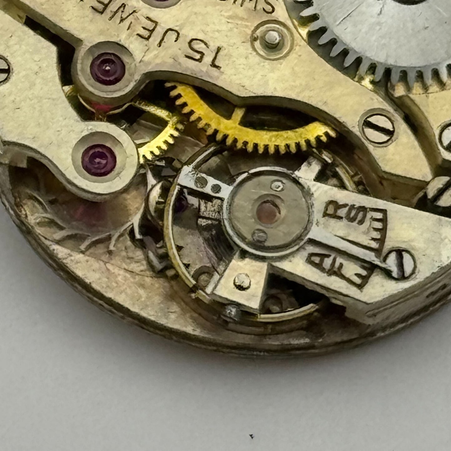 23.6mm Vertex V.W Marksman Manual Wind Swiss Made 15 Jewels Watch Movement PARTS