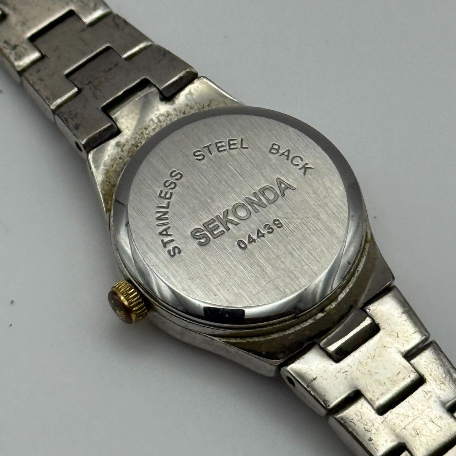 20mm Working Ladies Sekonda Two Tone White Dial Japan Quartz Watch 6.75 Inches