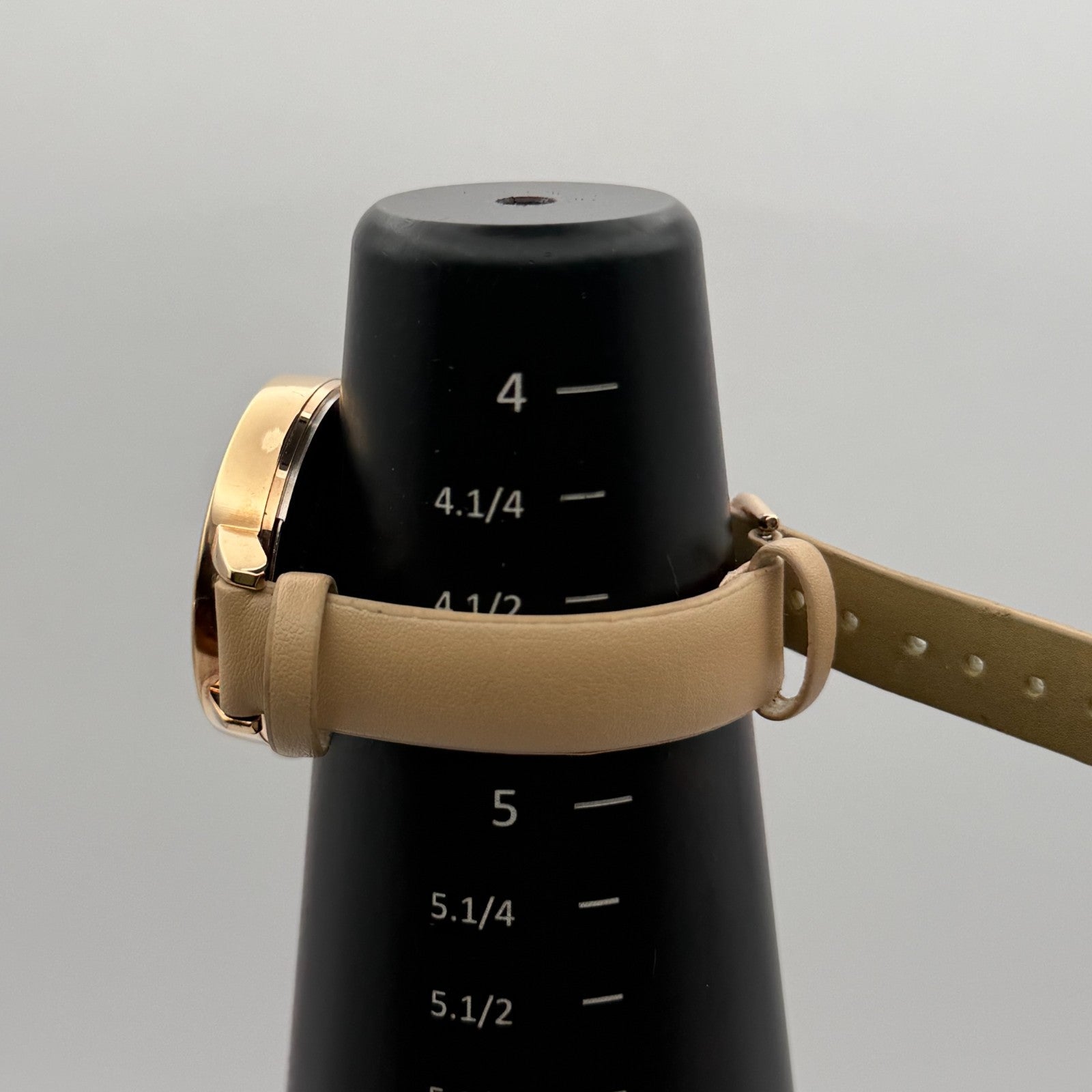 Sekonda Ladies Quartz Watch Silver Dial Rose Gold Tone Case Japan Working 34mm