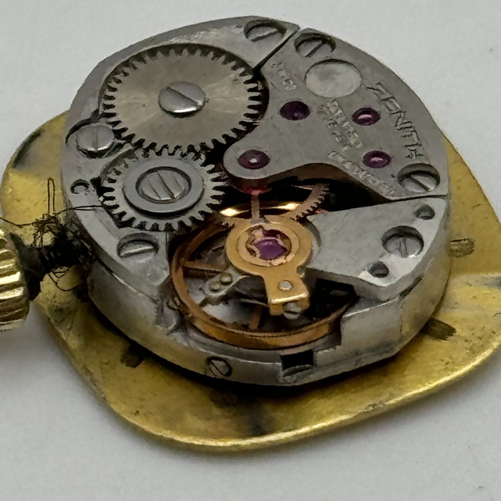 12.9mm Ladies Zenith Cal 16.5 Manual Wind Watch Movement Swiss Vintage PARTS