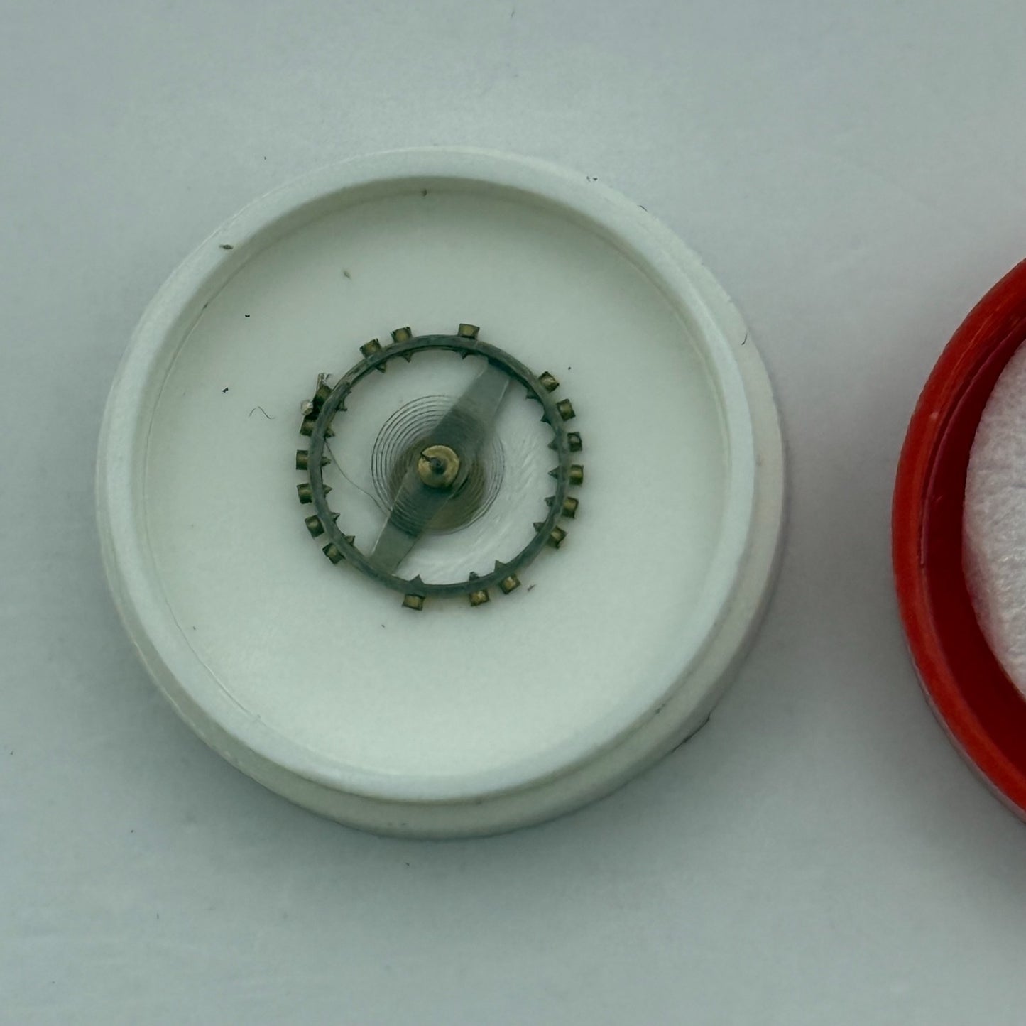 AS 1501 Balance Wheel Complete And Spring 5 1/4''' 34 M Watch Movement Parts NOS