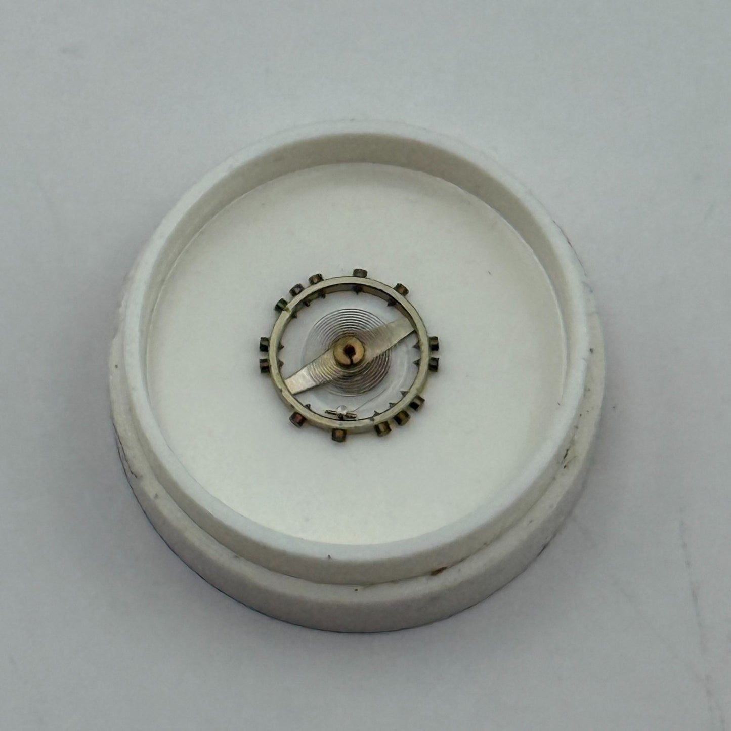 FEF 430 6600 Balance Wheel Complete And Spring 943 M Watch Movement Parts NOS