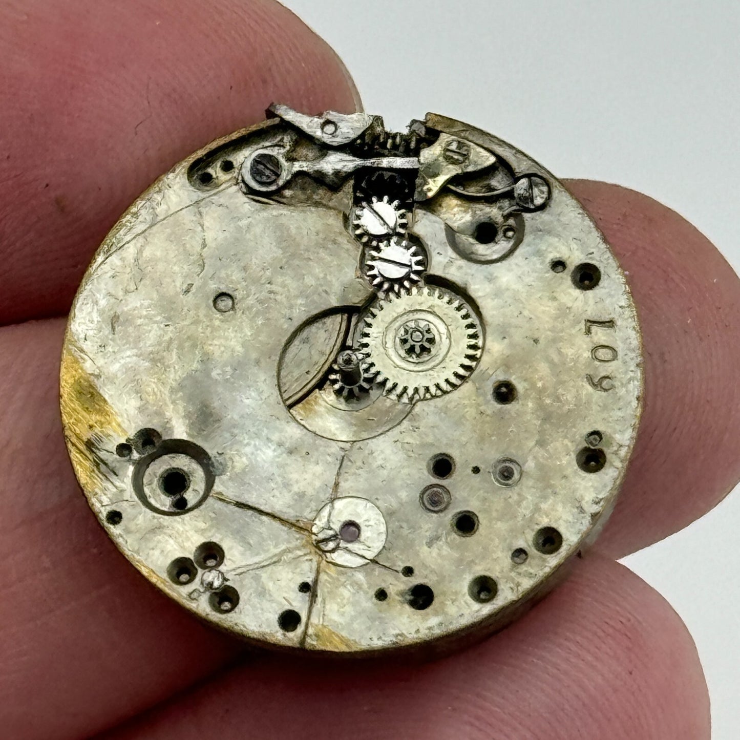 24.8mm Interesting Unidentified 607 Manual Wind Swiss Watch Movement PARTS SPARE