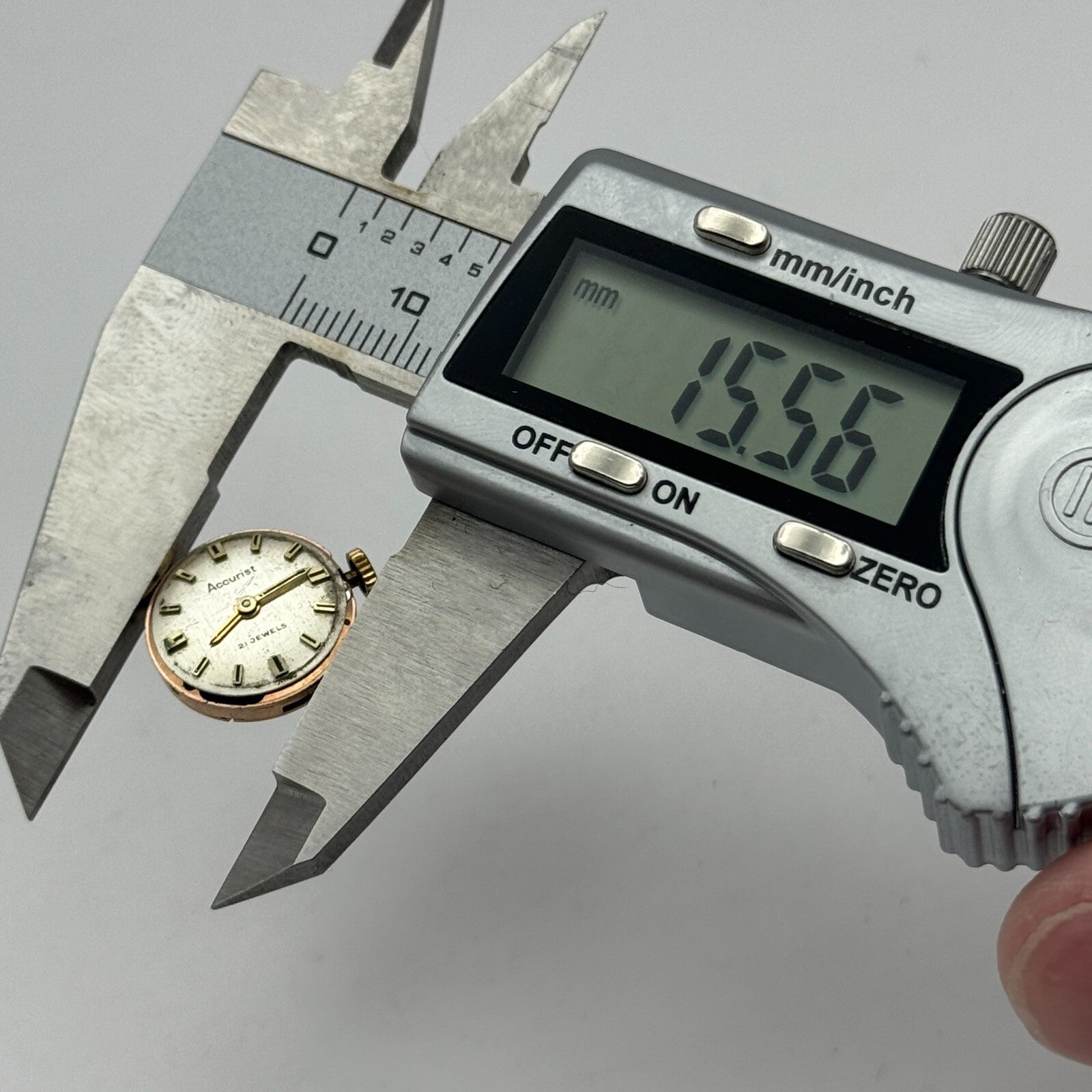 15.5mm Running ETA 2412 Accurist Manual Wind Swiss Ladies Watch Movement PARTS