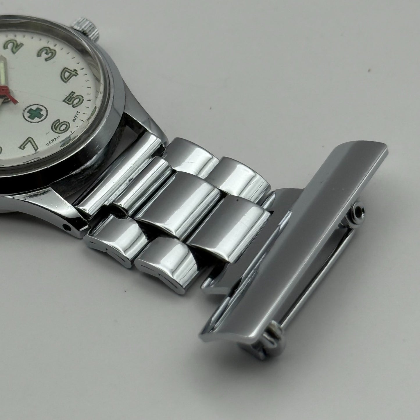 Ingersoll Nurses Fob Quartz Watch White Dial Silver Tone Japan Working 26mm