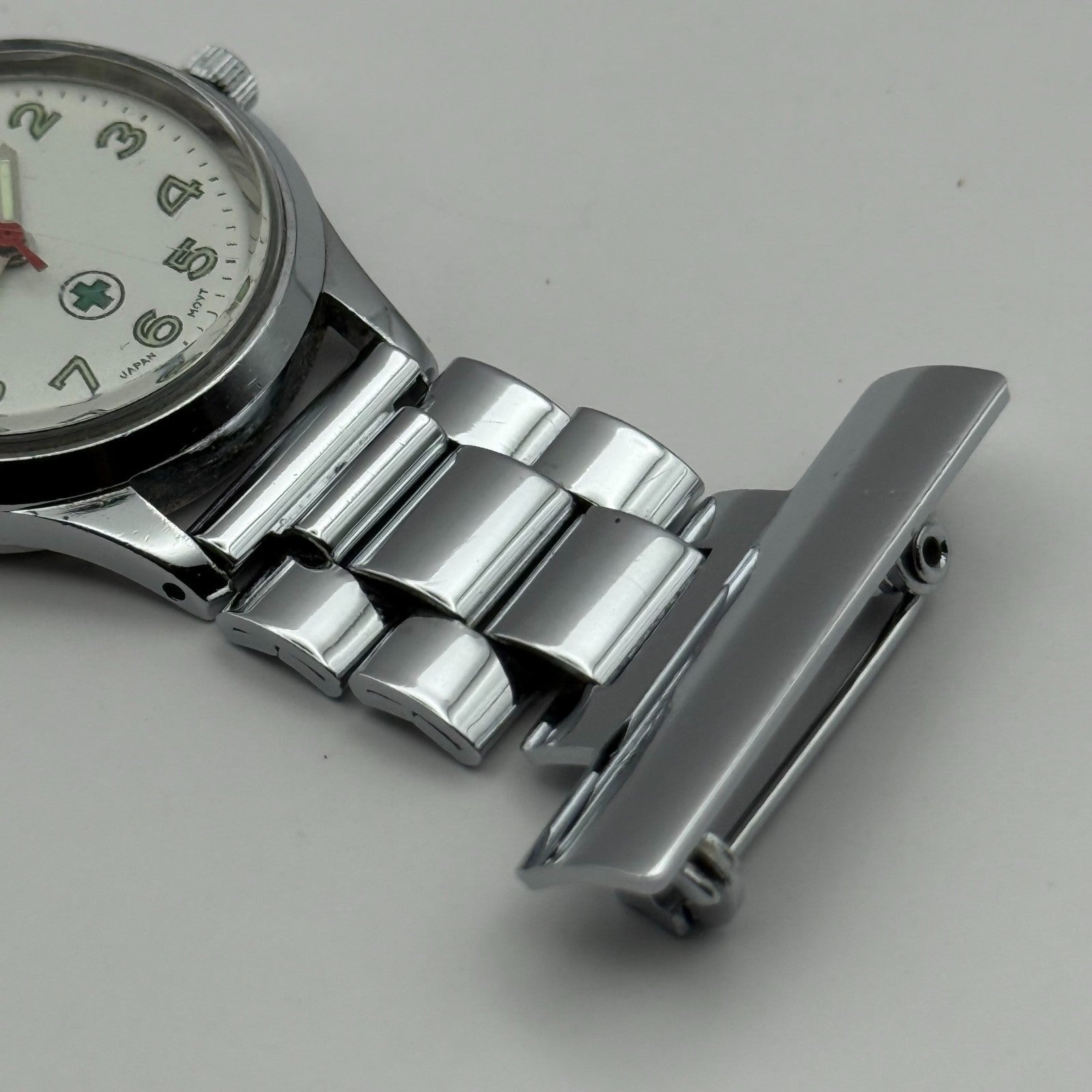 Ingersoll Nurses Fob Quartz Watch White Dial Silver Tone Japan Working 26mm