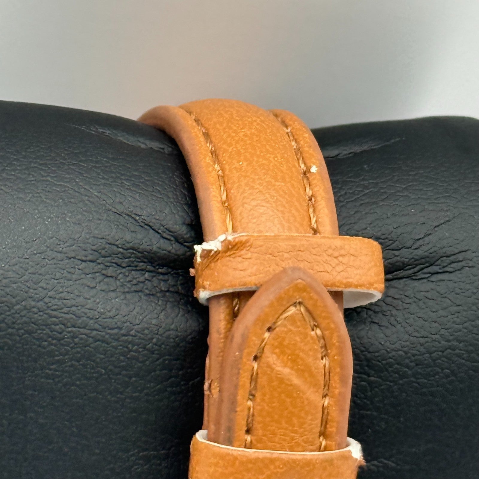 Limit Ladies Quartz Watch White Dial Gold Tone Case Brown Strap Working 25mm