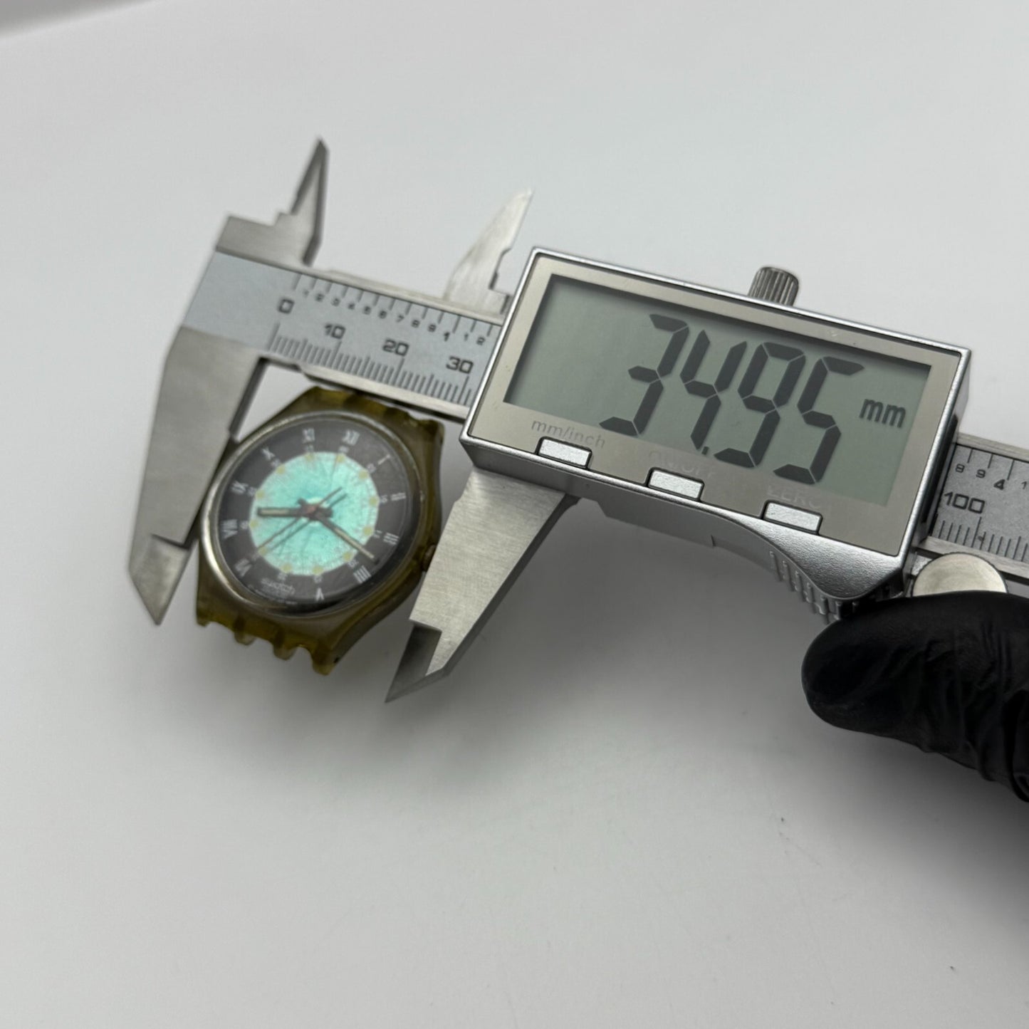 33mm Vintage 1992 Swatch Screw Driver 24 Hour Quartz Watch UNTESTED PARTS REPAIR