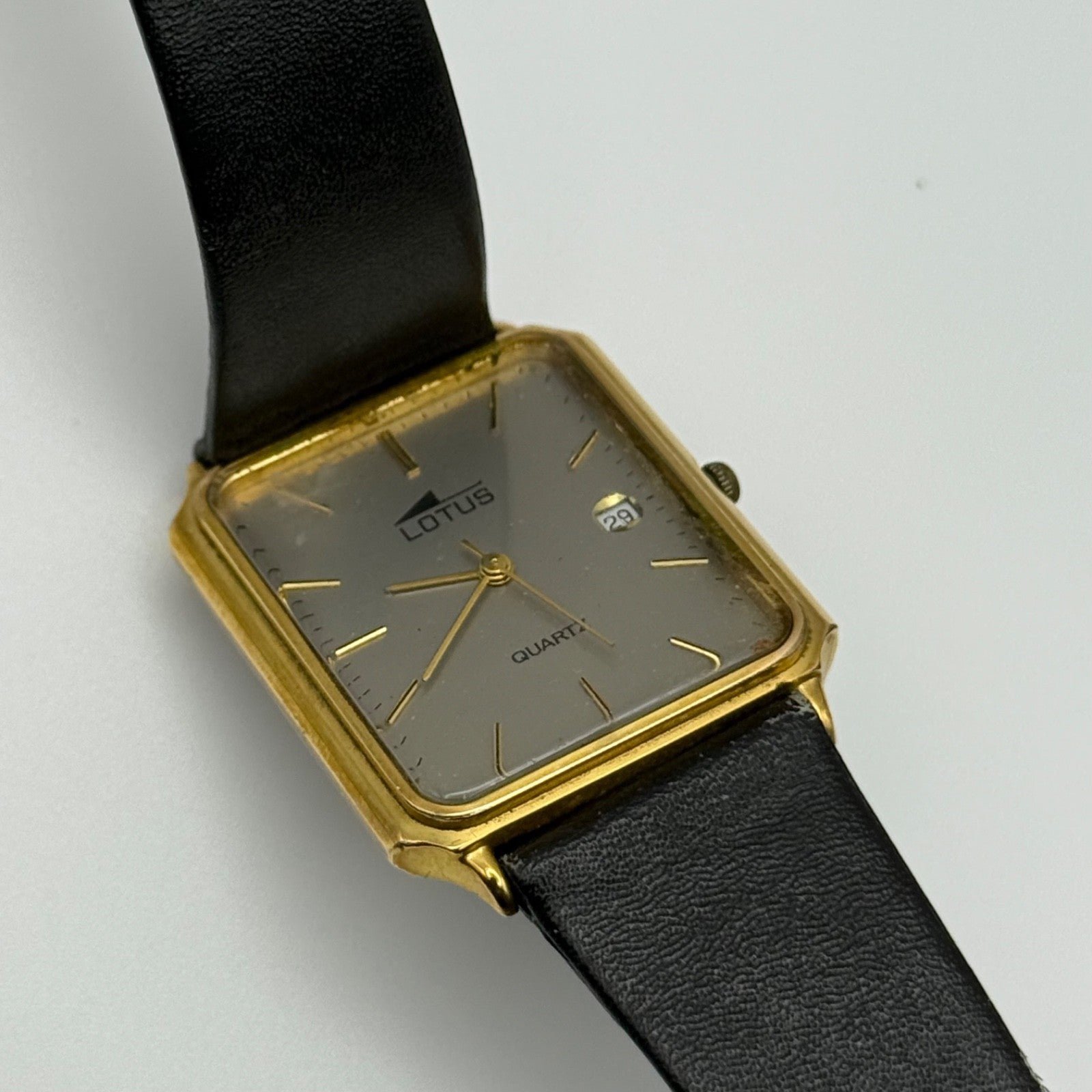 Working Ladies Lotus Date Dial Quartz 26mm Quartz Watch PUW Movement New Battery