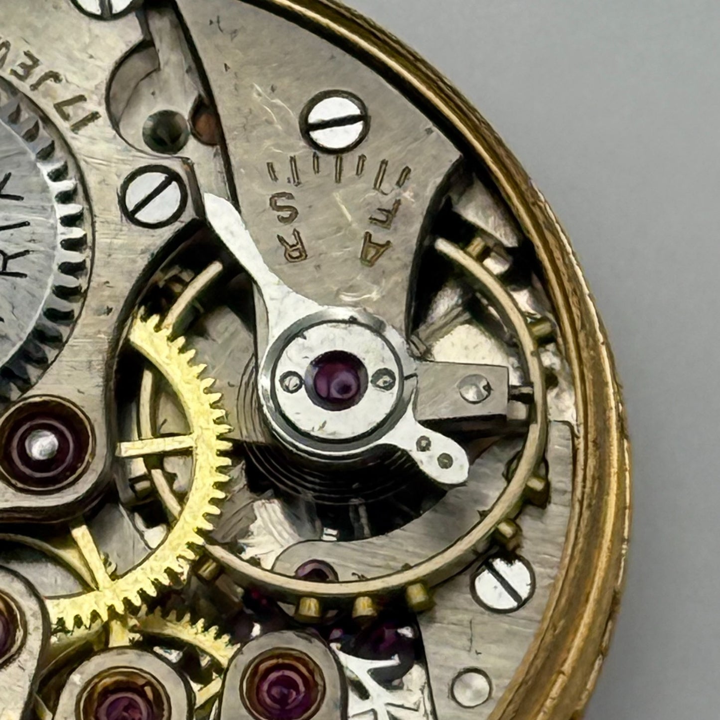 Buren 410 Grand Prix Watch Movement Manual Wind Vintage Parts Repair 25.1mm