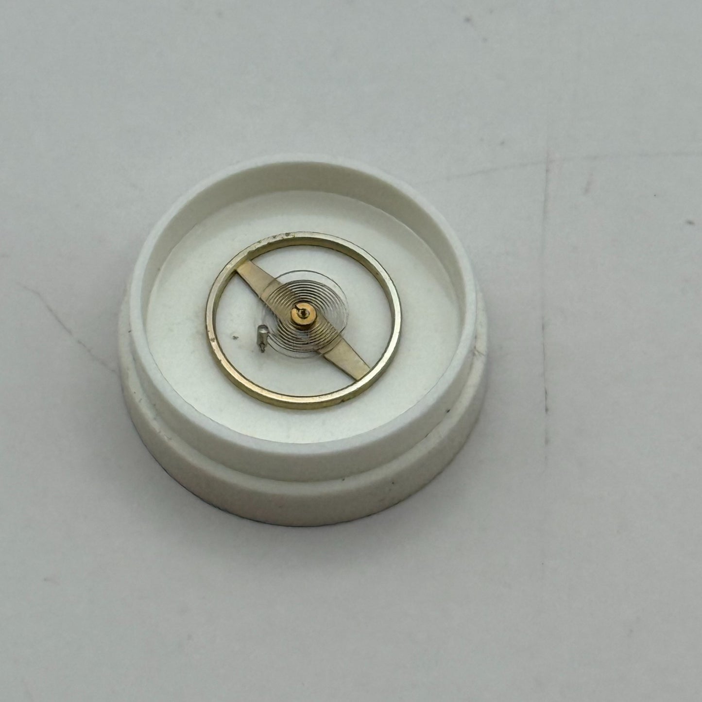 ST 1686 1786 Balance Wheel Complete And Spring 1115 M Watch Movement Parts