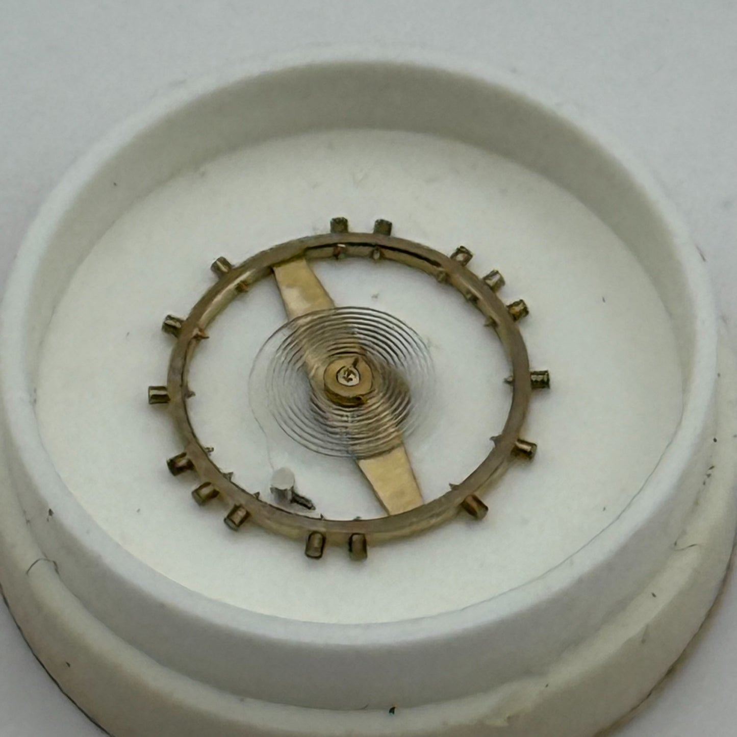 AS 1525 1526 Balance Wheel Complete And Spring  953 M Watch Movement Parts NOS