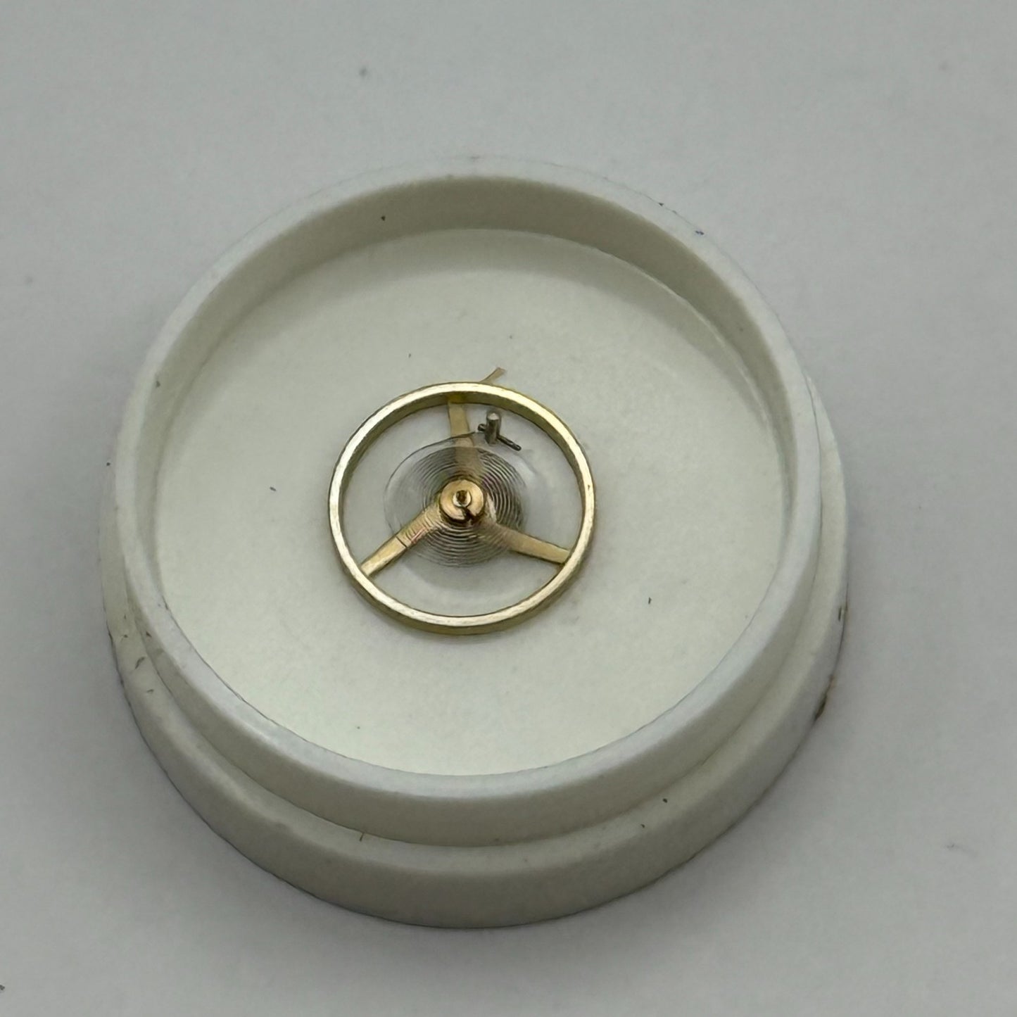AS 976 1012 Balance Wheel Complete And Spring 5’’’ 1426 M Watch Movement Parts 