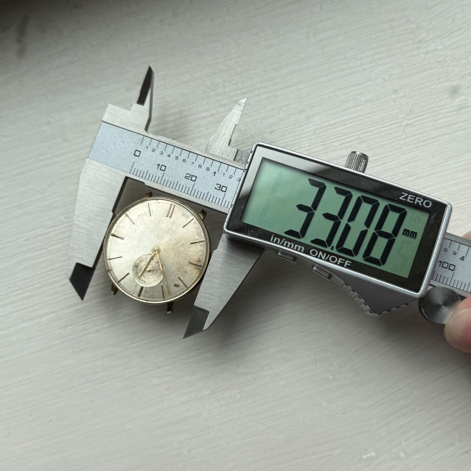 33mm Vintage Mystery Dial Peseux 7040 Balance Ok Manual Wind Watch PARTS REPAIR