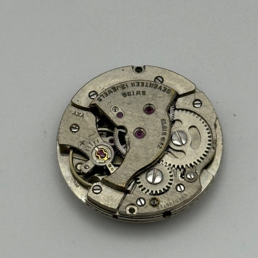 ST 1686 Watch Movement Manual Wind Swiss 17 Jewels Vintage Parts Repair 25.9mm