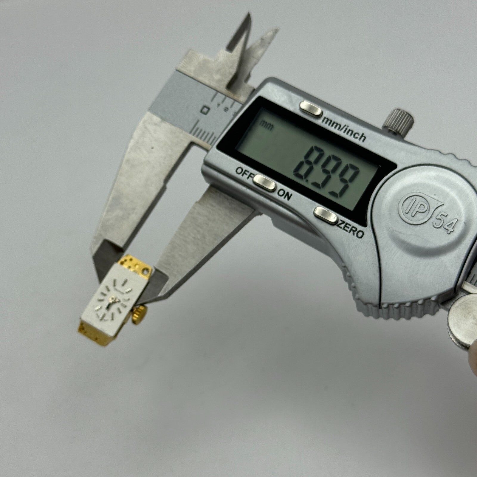 9mm Running Waltham FHF 59-21 Ladies Manual Wind Watch Movement Vintage PARTS