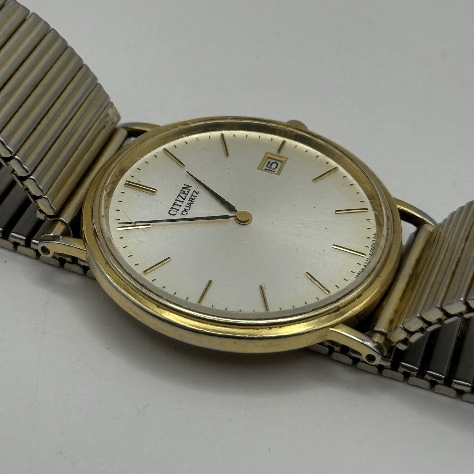 33mm Working Vintage Unisex Citizen Gold Plate Date Dial Expandable Quartz Watch