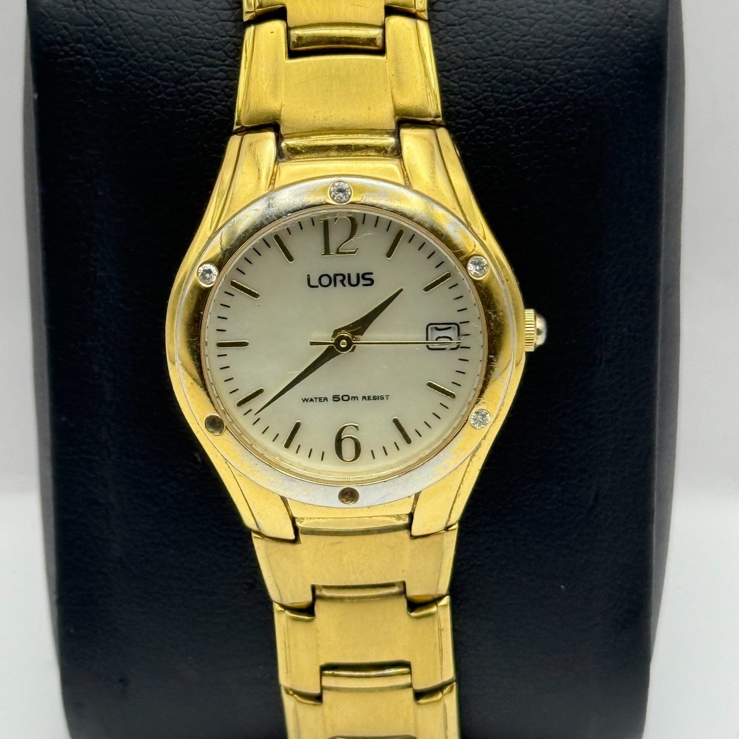 Lorus Ladies Quartz Watch Date Dial Gold Tone Bracelet Japan 24mm PARTS REPAIR