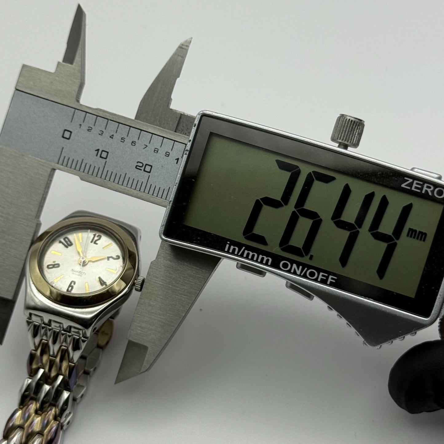 2007 Swatch Irony Ladies Quartz Watch Two-Tone Bracelet Swiss 24mm PARTS REPAIR