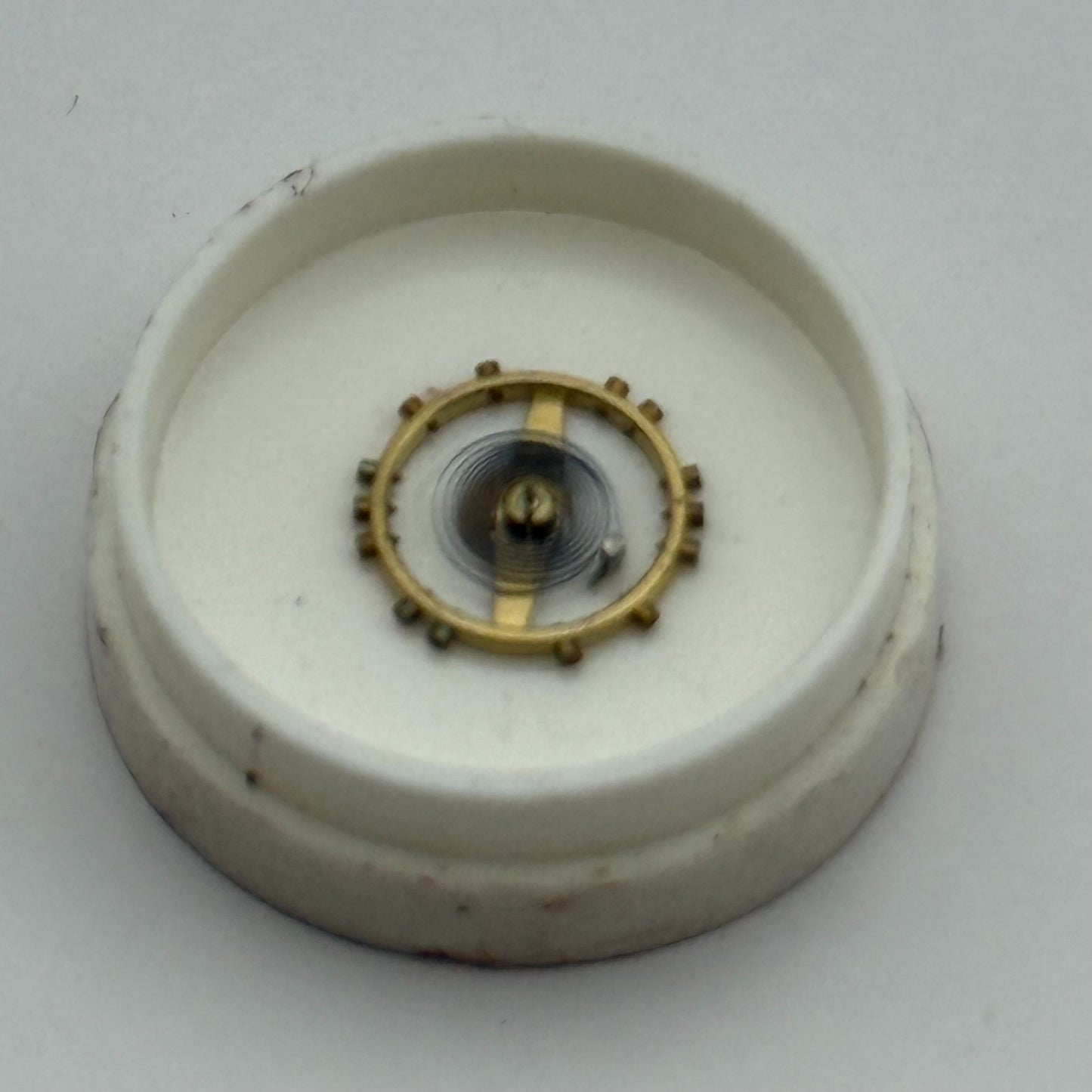 FEF 270 Balance Wheel Complete And Spring  5¼’’’ 73 M Watch Movement Parts NOS