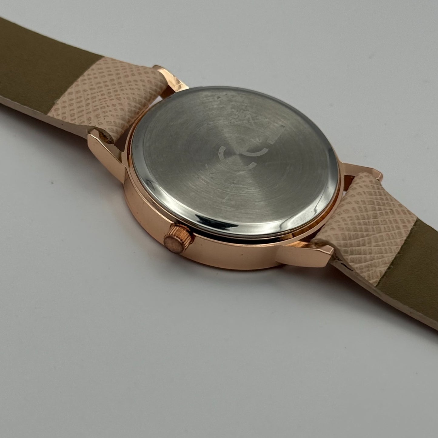 Guy Laroche Ladies Quartz Watch Rose Gold Tone Beige Strap Working 31mm