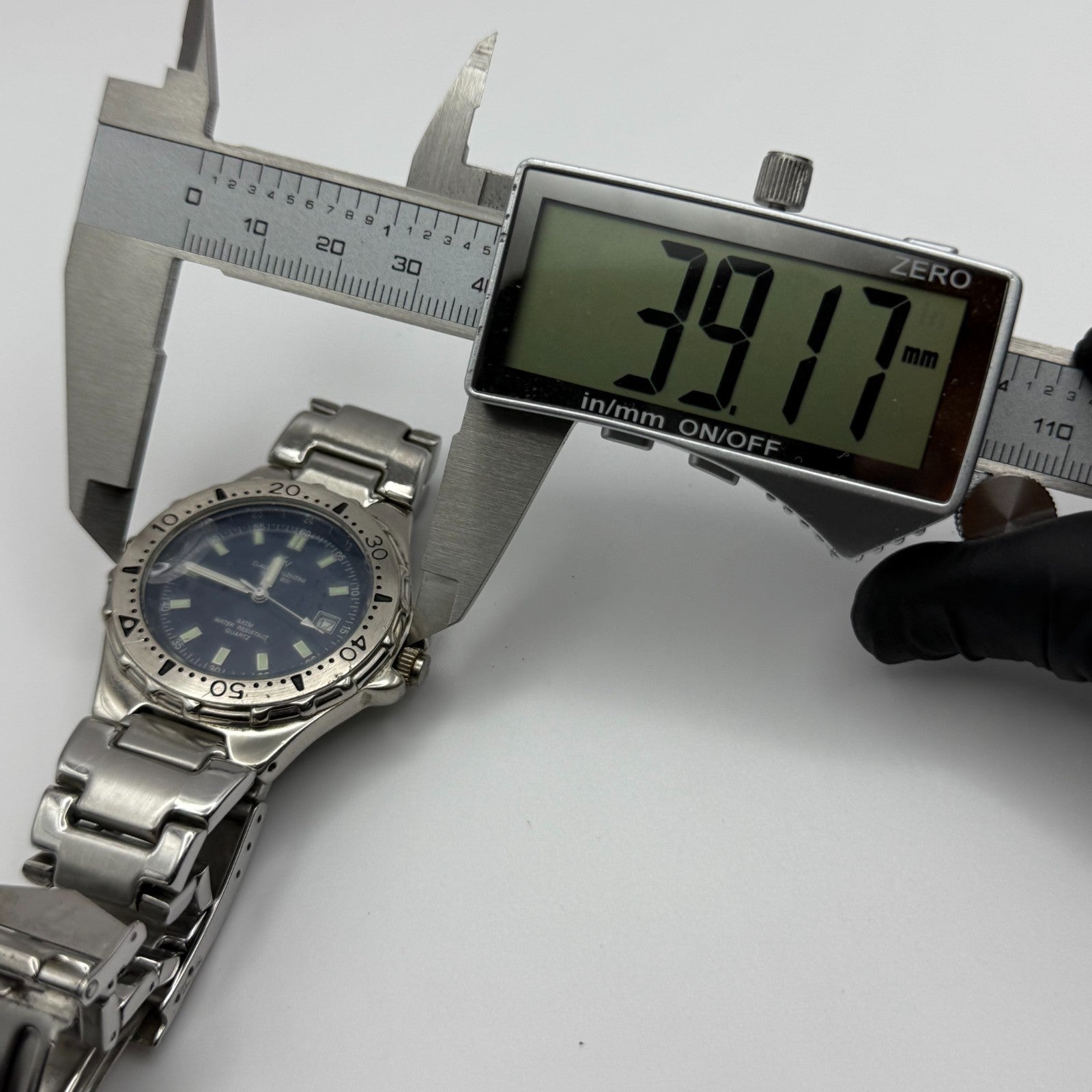 Claude Valentini Sports 900 Men’s Quartz Watch Date Steel Bracelet Working 39mm