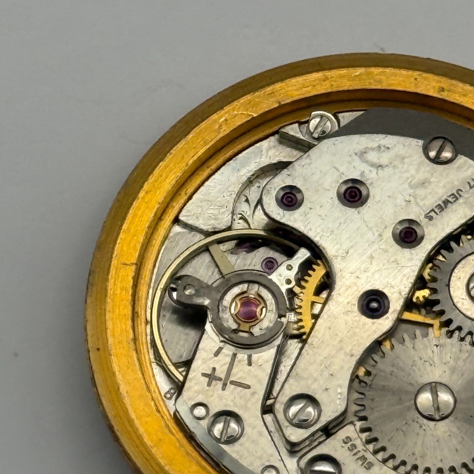 FHF 81 Watch Movement Running Hefik Manual Wind Vintage Swiss Parts 29.7mm