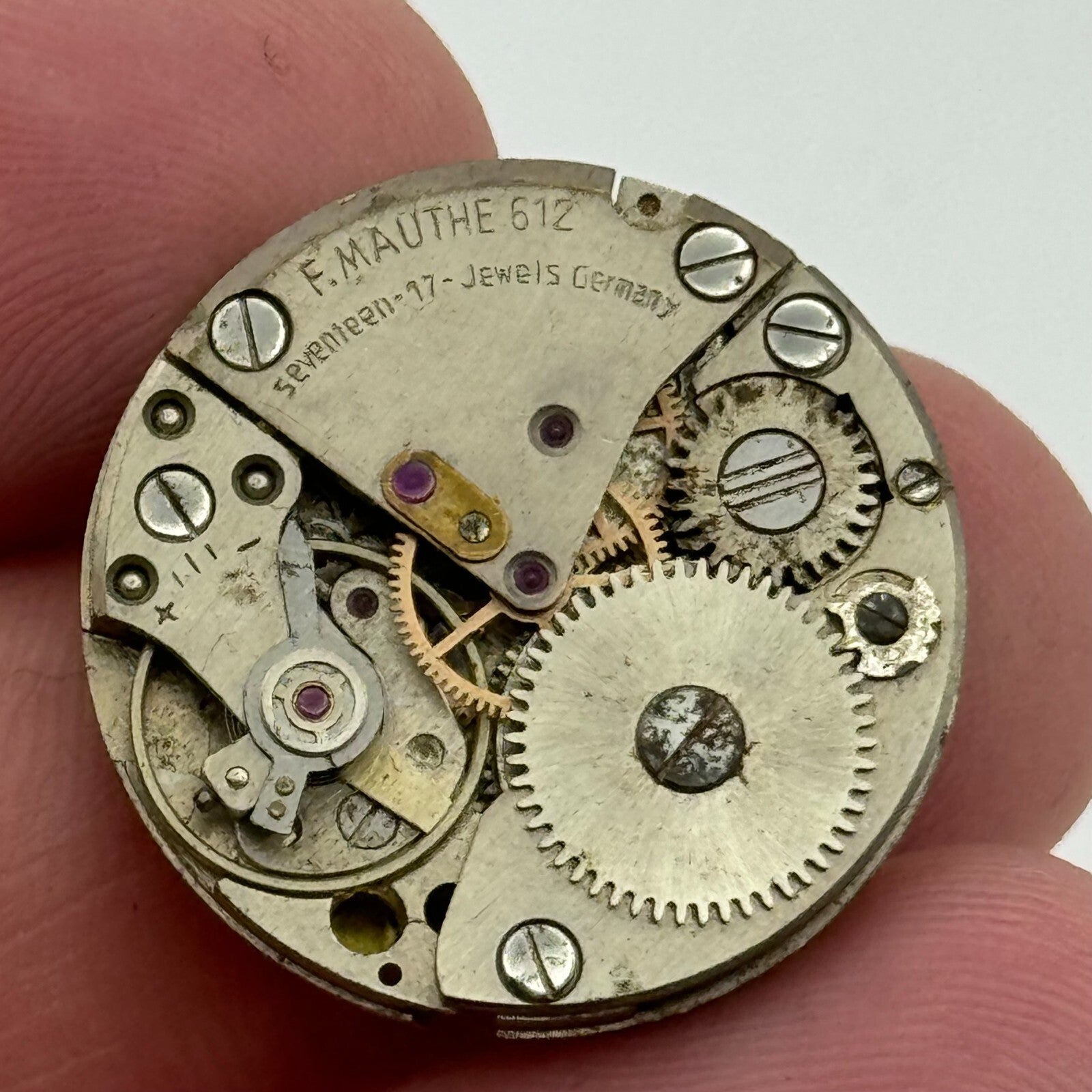 23.8mm F.Mauthe 612 German Manual Wind 17 Jewels Watch Movement Vintage PARTS