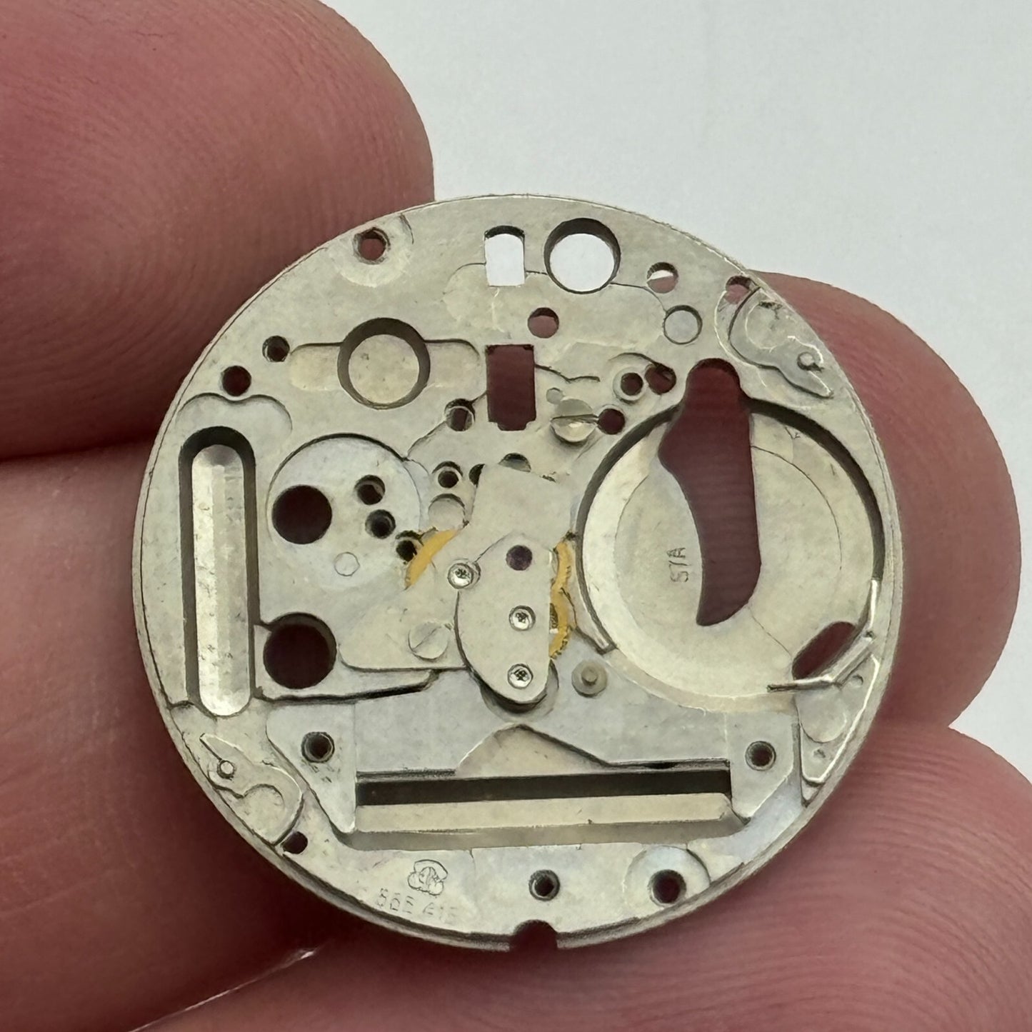 23.8mm ETA 555.415 Swiss 1 Jewel Quartz Partial Watch Movement Vintage PARTS