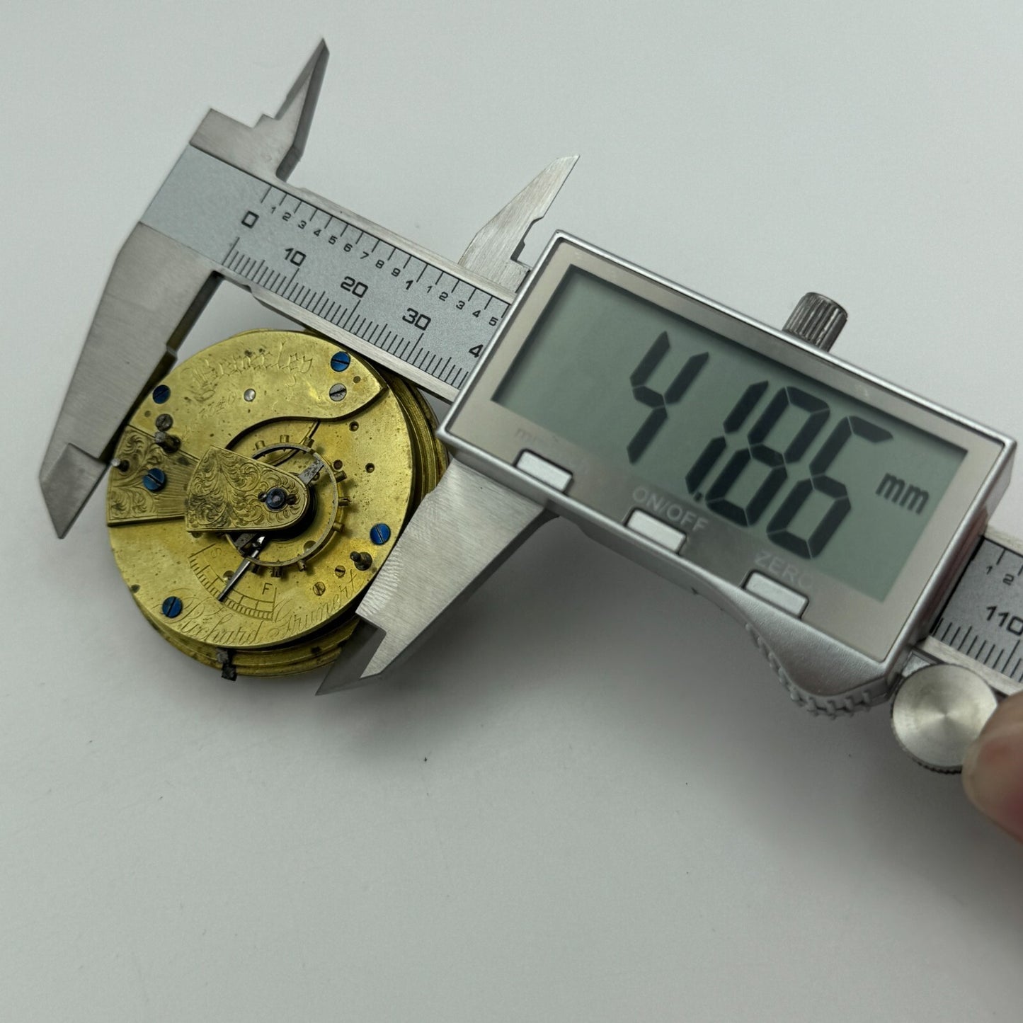 46.6mm Richard Grunert Beverley Antique Key Wound Pocket Watch Movement PARTS