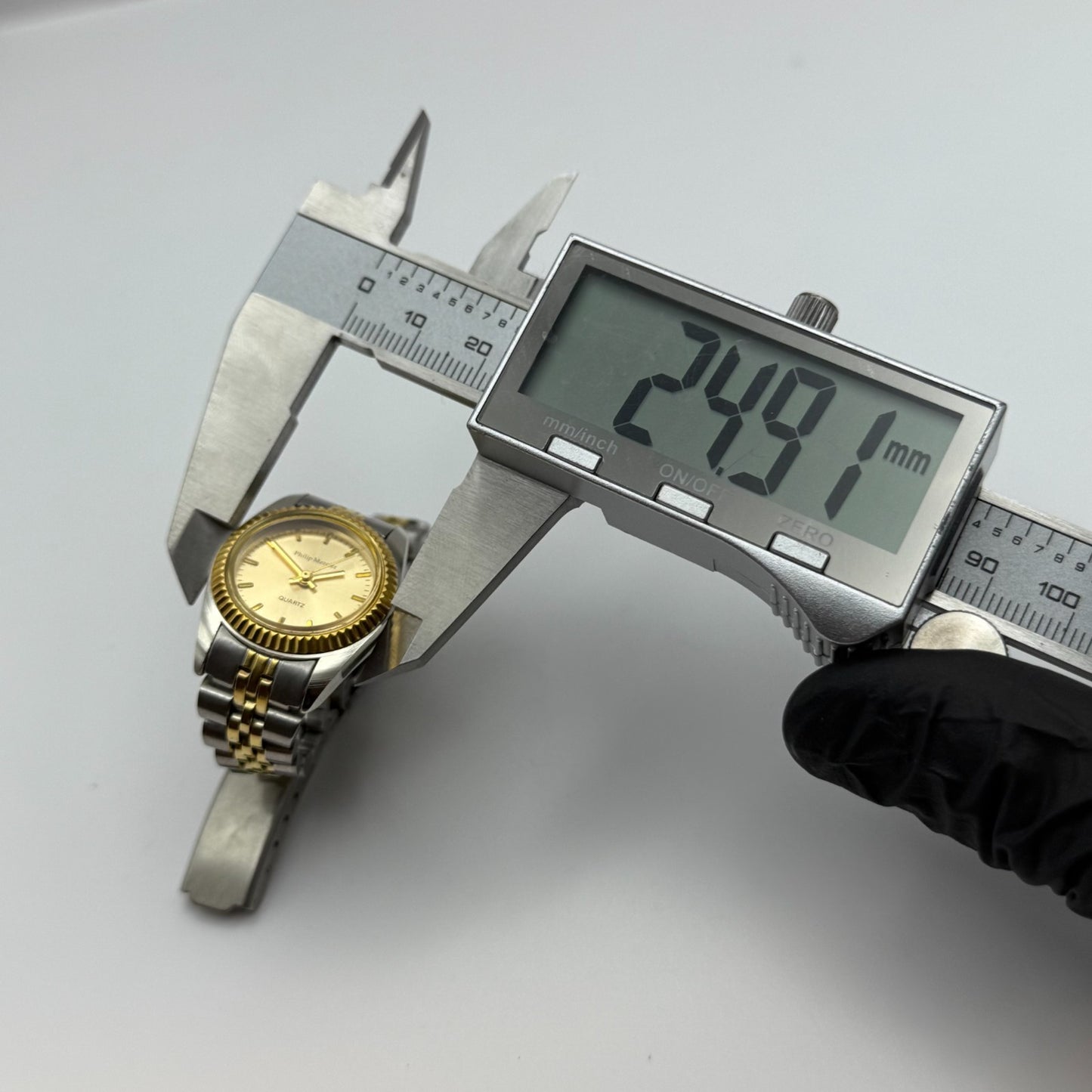 24mm Working Ladies Philip Mercier L123L Two Tone Quartz Watch 6.75 Inches