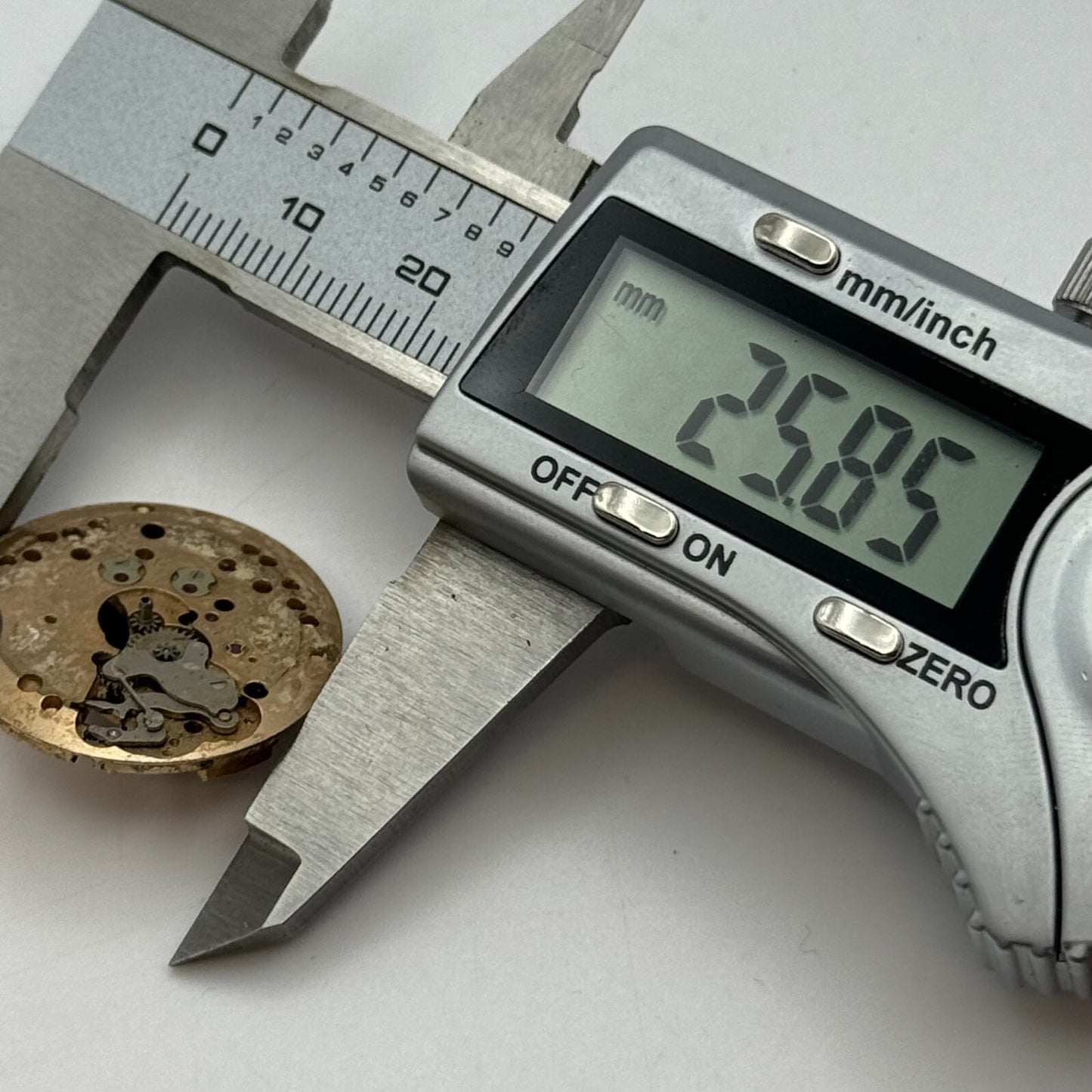 25.8mm Mens ST Cal 1686 Manual Wind 17 Jewels Watch Movement PARTS REPAIR SPARES