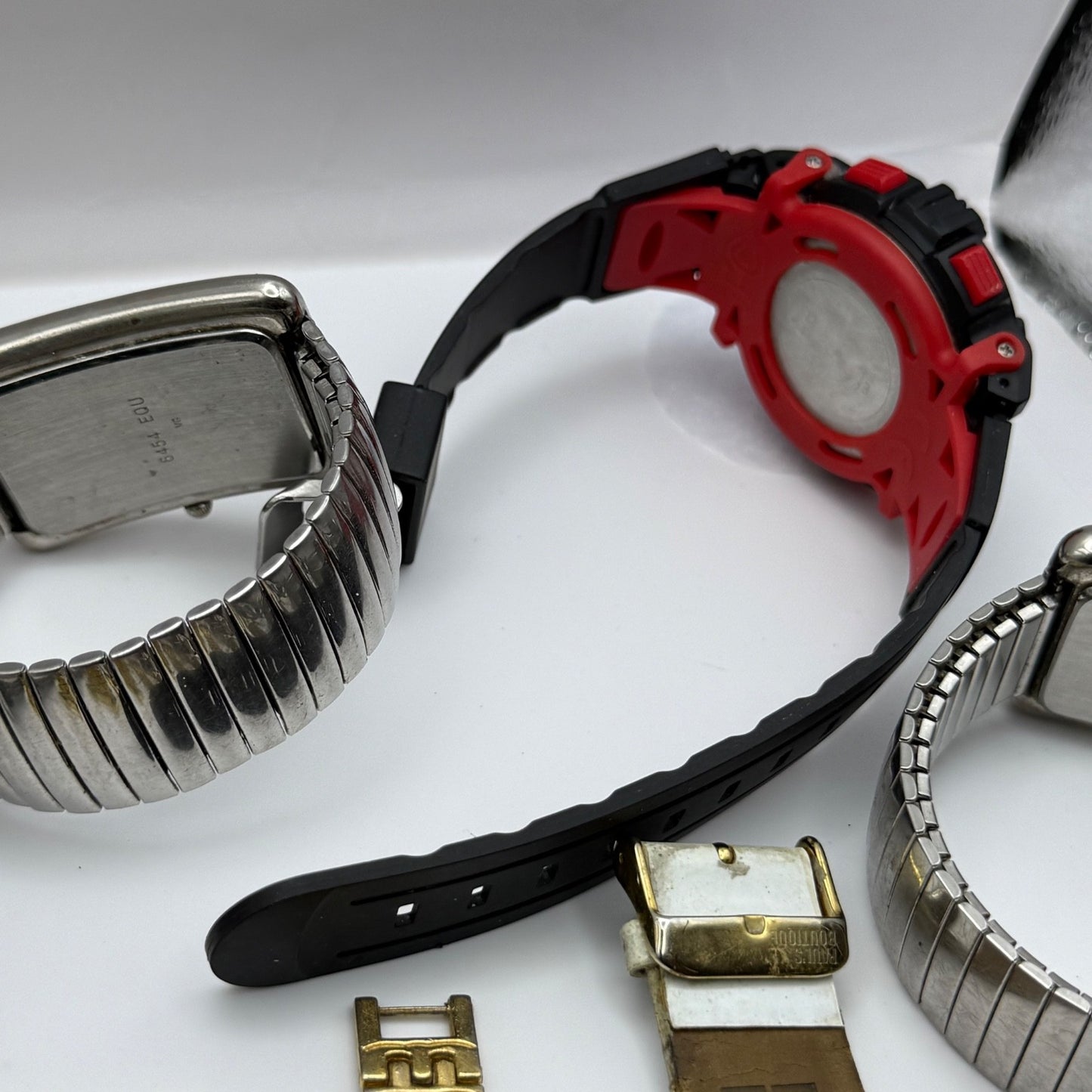 Bundle Of 16 Quartz Watches Job Lot Modern / Vintage Untested Parts / Repair