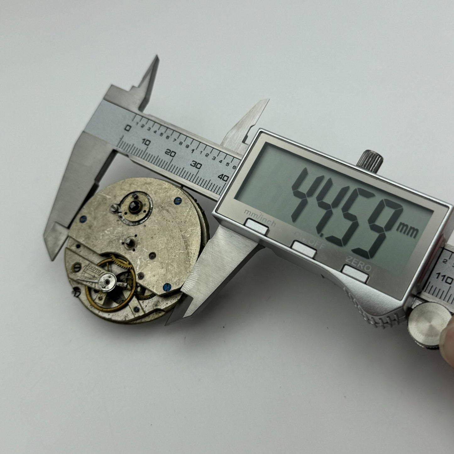 47.5mm Antique Key Wound Roman Numerals Pocket Watch Movement Dial PARTS REPAIR