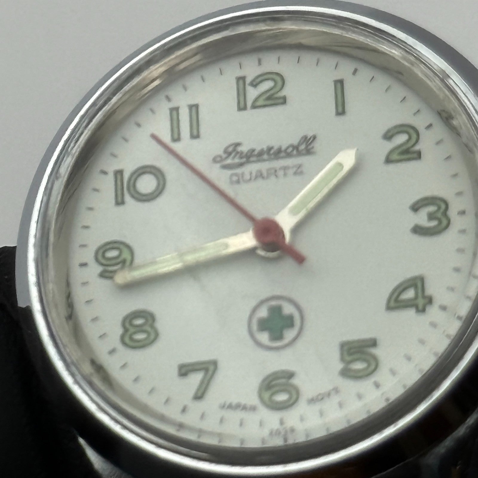 Ingersoll Nurses Fob Quartz Watch White Dial Silver Tone Japan Working 26mm