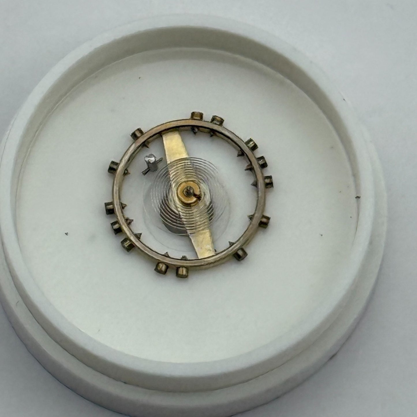 FHF 60 Balance Wheel Complete And Spring 6¾–8’’’ 200 M Watch Movement Parts NOS