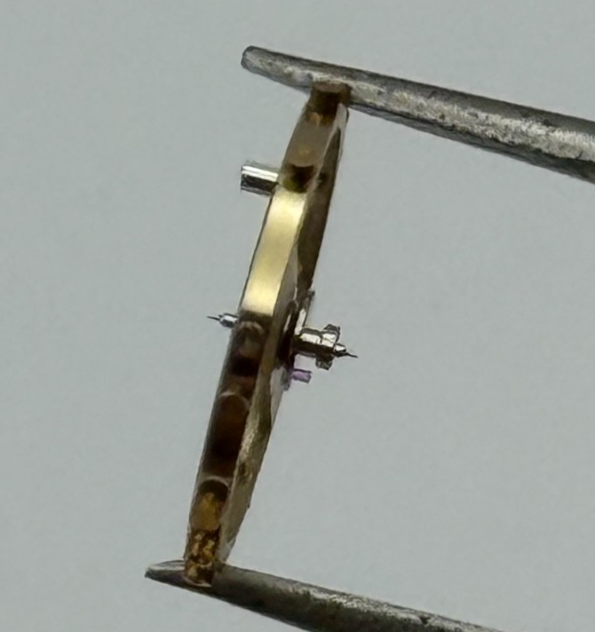 AS 1194 Balance Wheel Complete And Spring 42 M Watch Movement Parts NOS