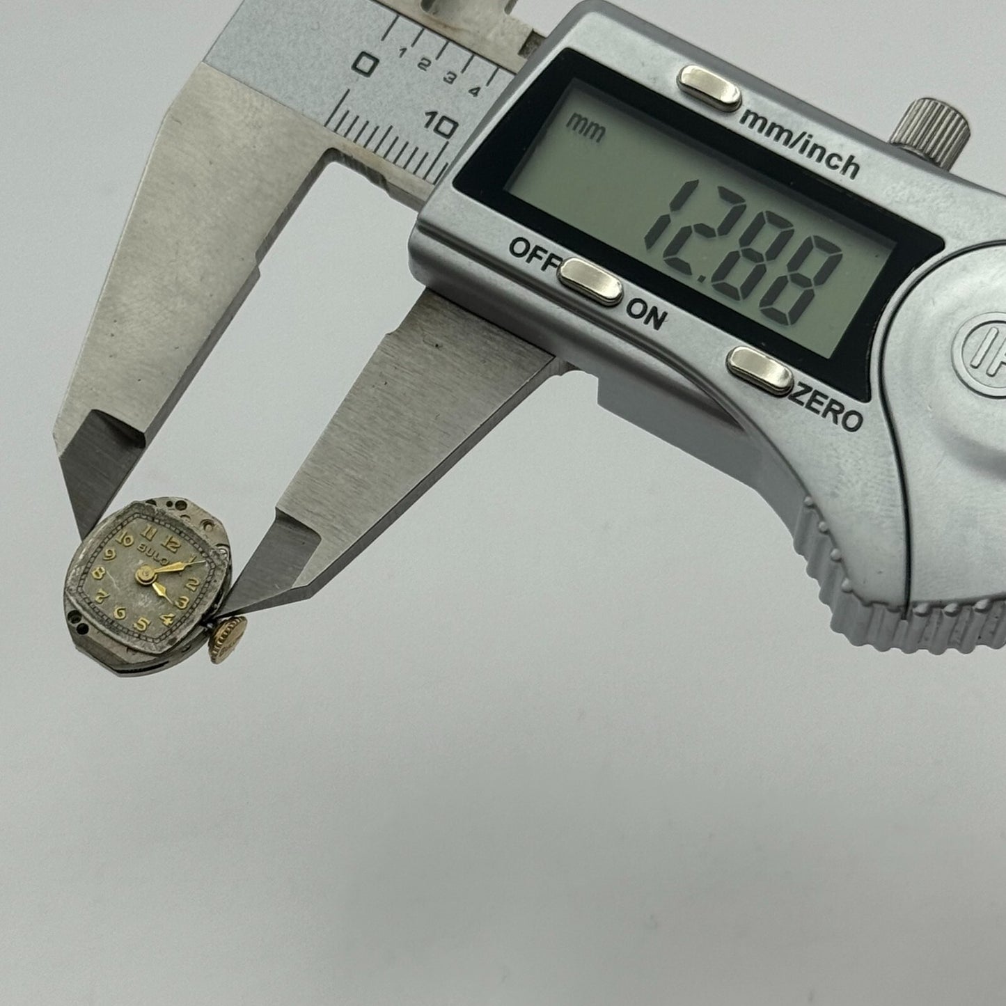 12.8mm Bulova Ladies 5AC Manual Wind Swiss 17 Jewels Watch Movement PARTS SPARES