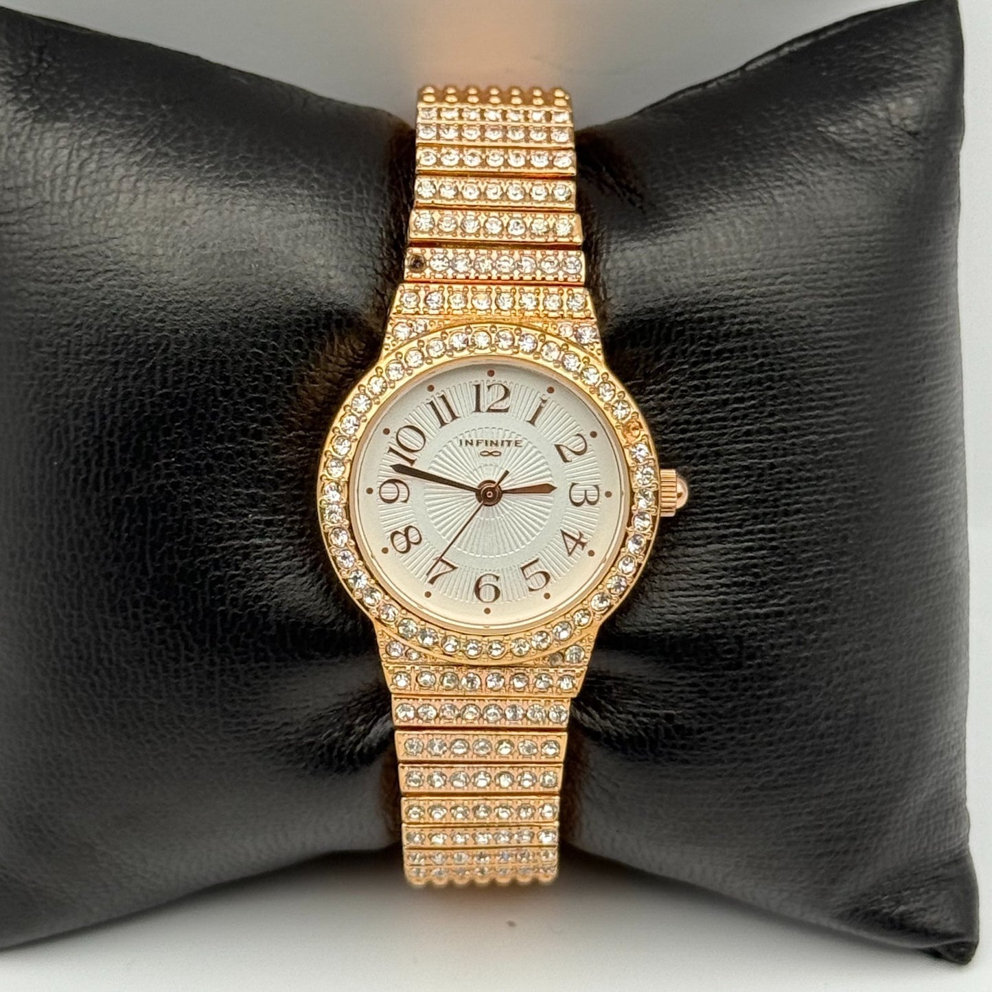 Infinite Ladies Quartz Watch Gold Tone Crystal Accents Bracelet Working 25mm