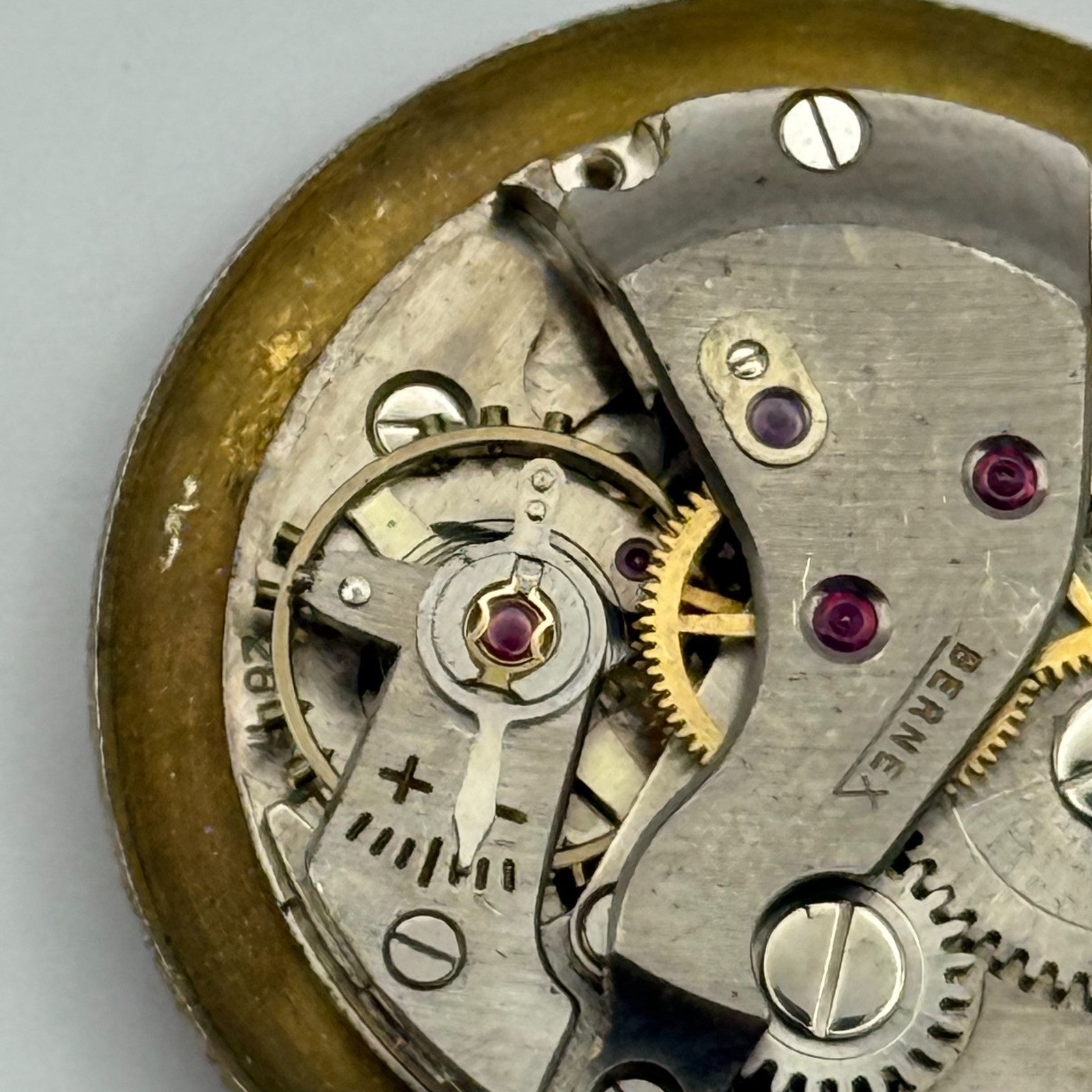 FHF 28 Watch Movement Bernex Manual Wind Vintage Swiss Parts Repair 23.6mm