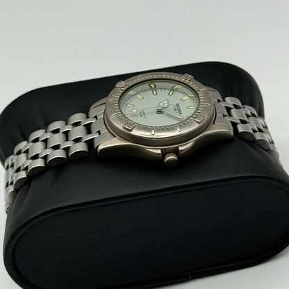 Sekonda Ladies Quartz Watch Date Dial Silver Tone Bracelet Working 28mm