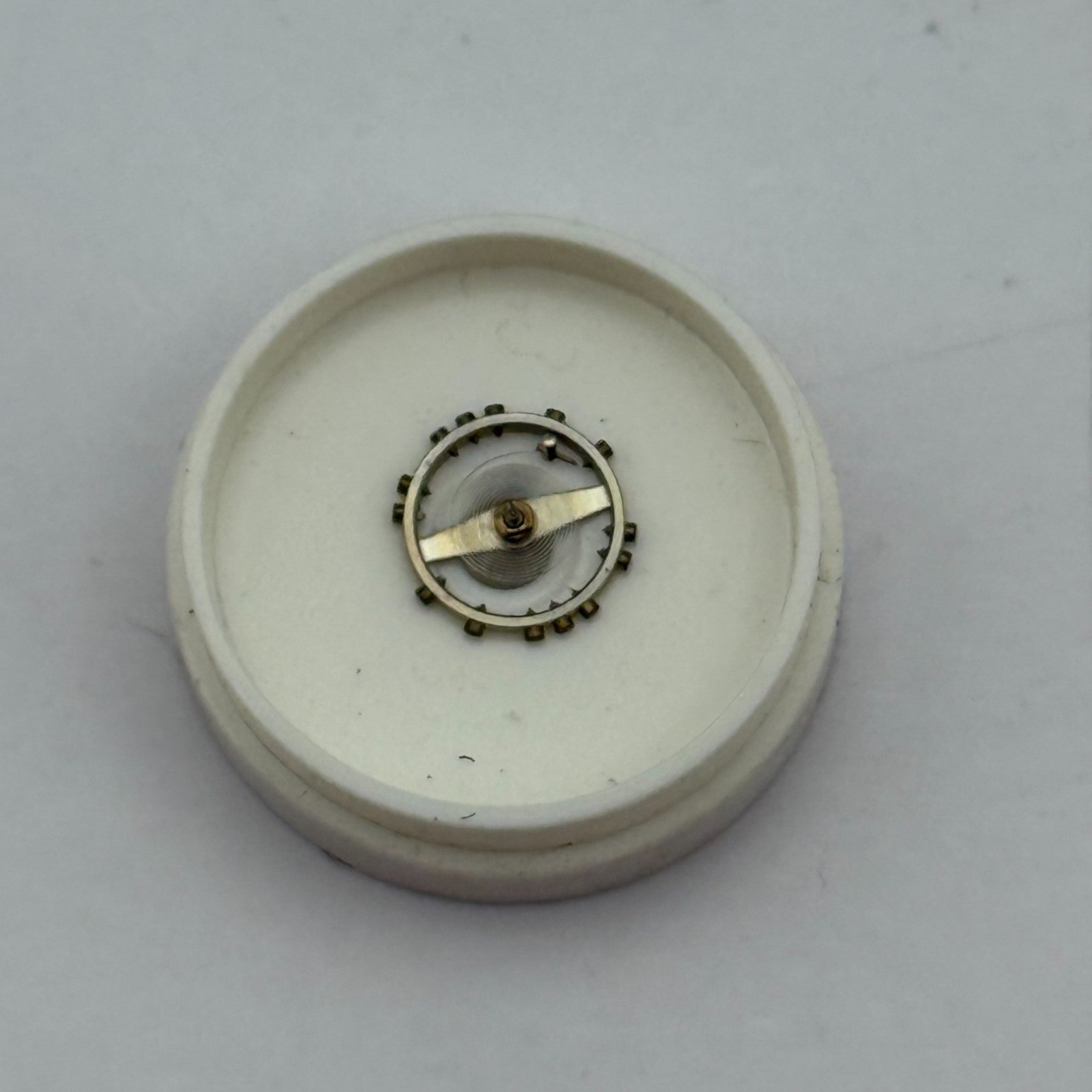 AS 1677 Balance Wheel Complete And Spring 5 1/2''' 1225 M Watch Movement Parts