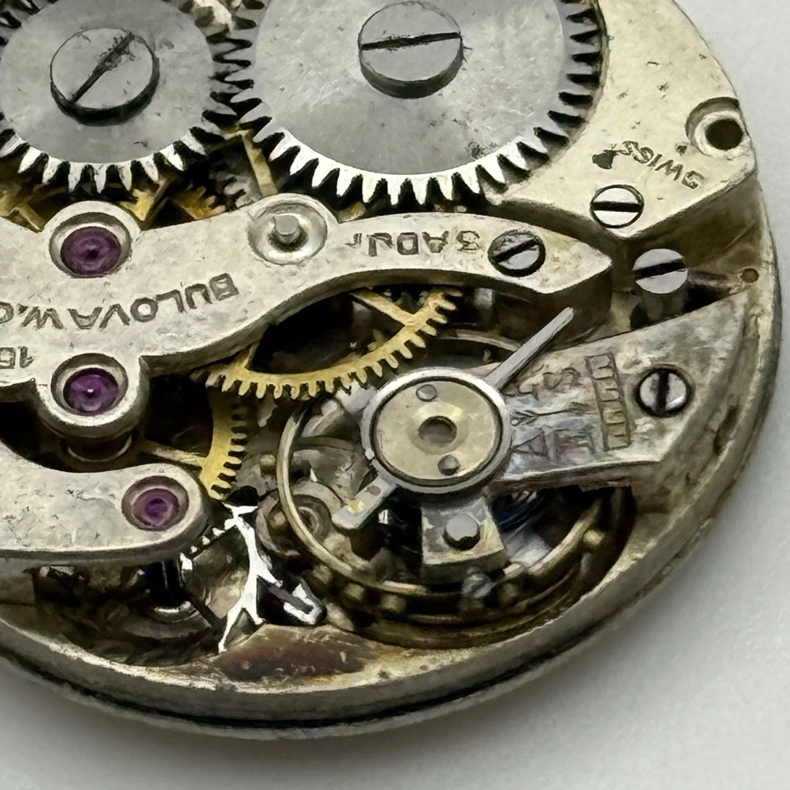 23.7mm Rare Vintage Bulova 23 Manual Wind Swiss Watch Movement PARTS REPAIR