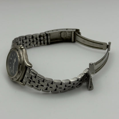 Accurist Ladies Quartz Watch Black Dial Silver Tone Bracelet Japan Working 27mm