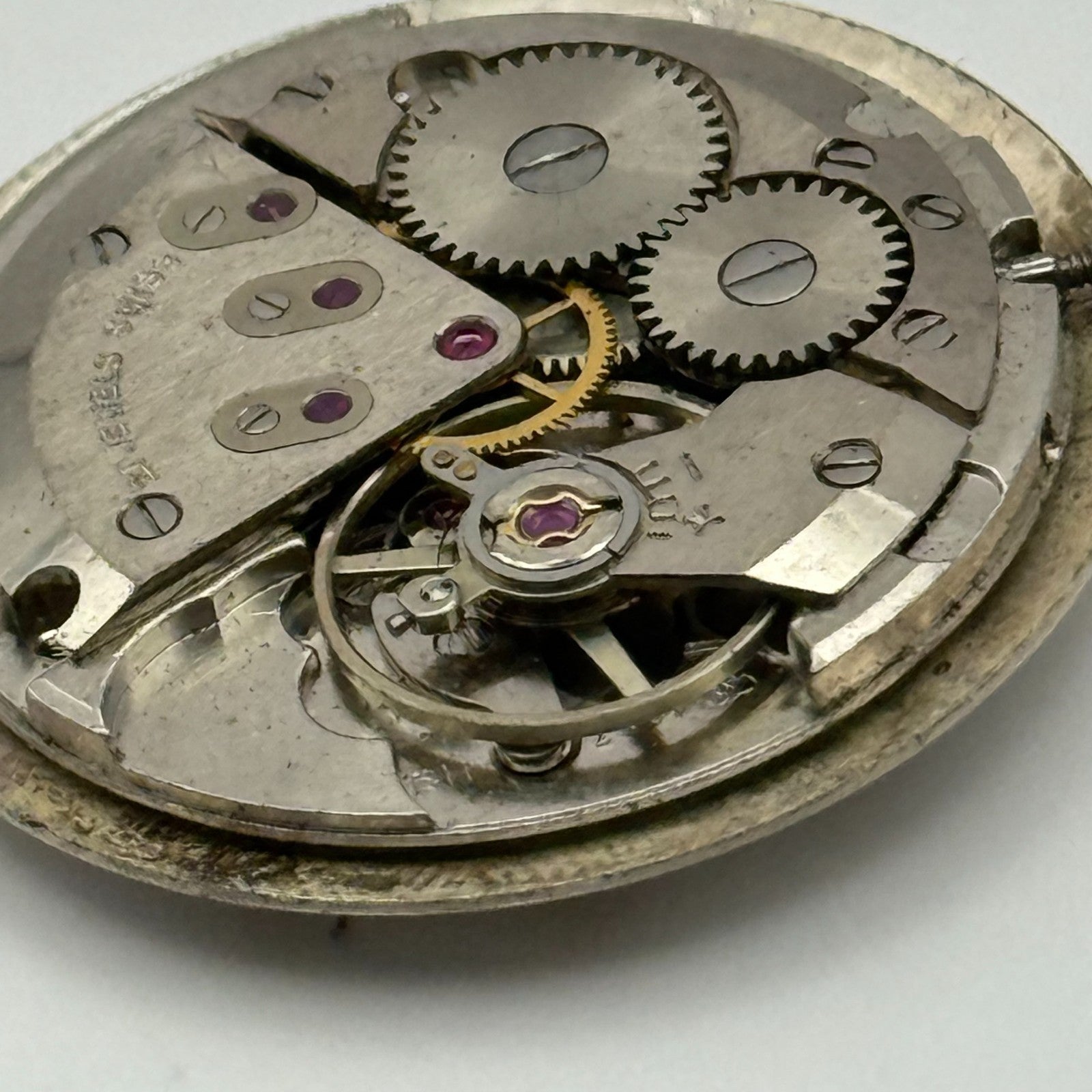 Avia ETA 2391 Watch Movement Manual Wind Vintage Swiss 17 Jewels Parts 25.7mm