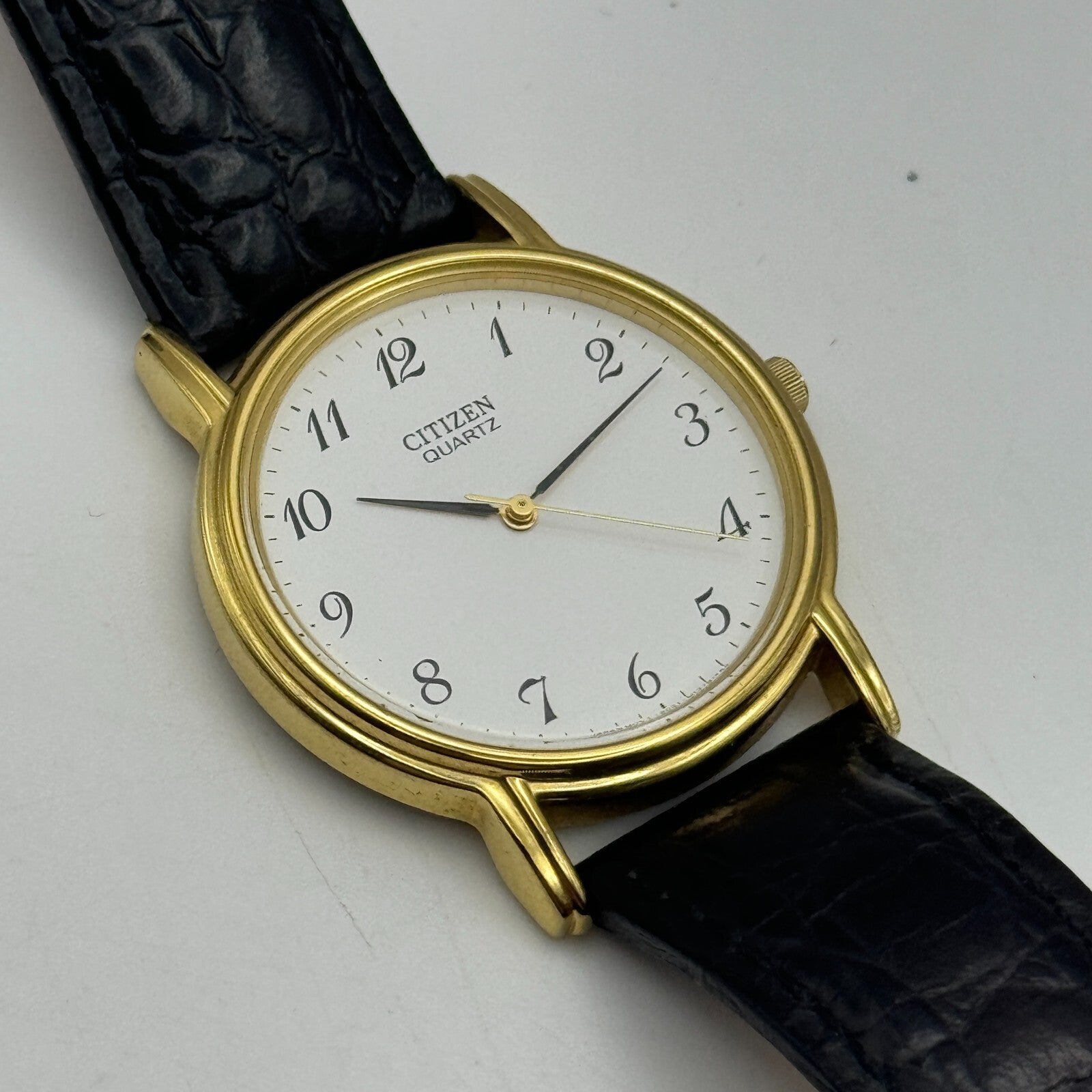 33mm Working Citizen 6031-S018161 White Dial Quartz Watch New Battery 9 Inches